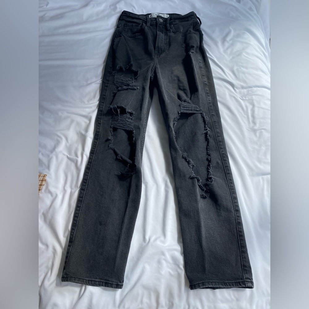 Hollister Curvy High-Rise Jeans | Size: W23 L27 00R | Color: Black |